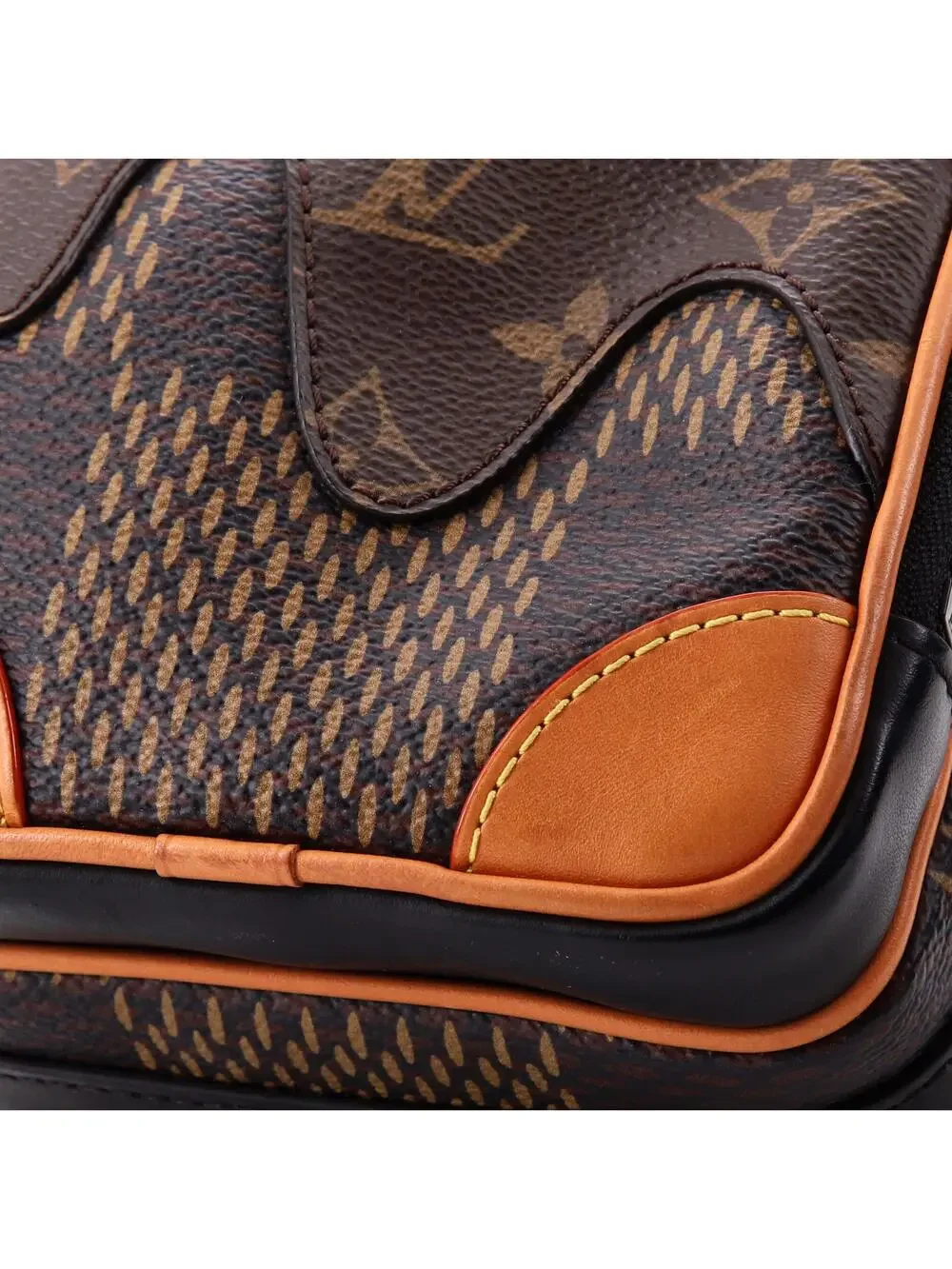 Louis Vuitton Nigo Amazone Messenger #263957L18B